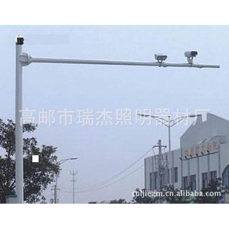 高邮卡口路口监控杆厂家直供道路监控杆价格优质八角监控立杆
