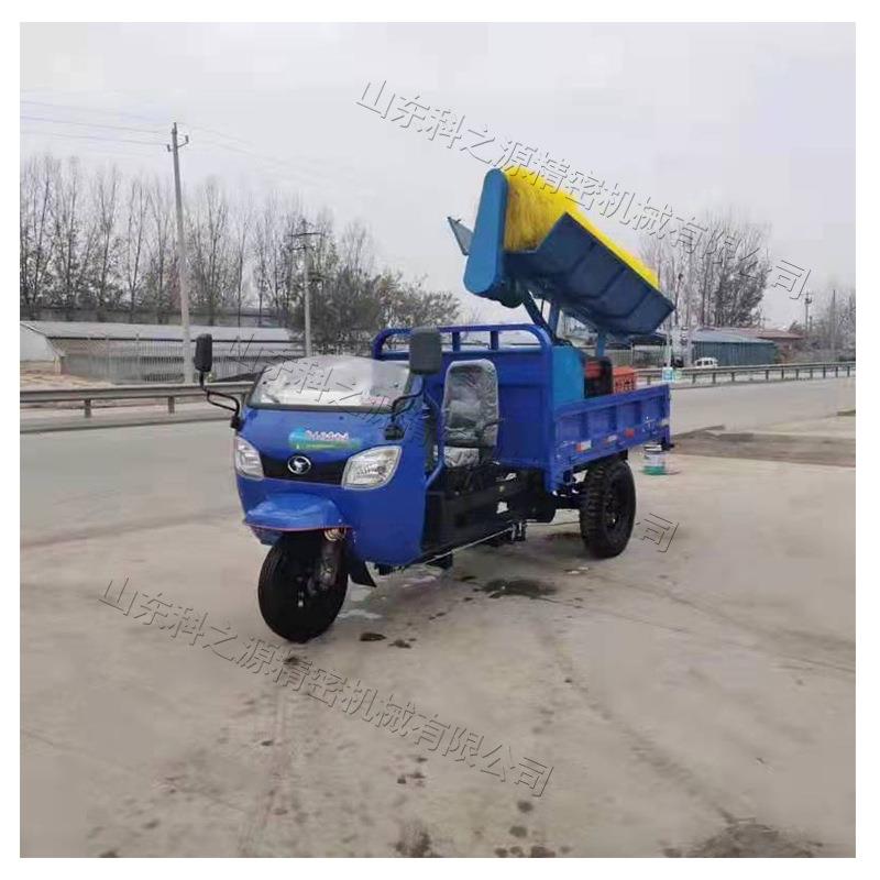 三轮高速公路护栏清洗车 马路中间围栏刷洗车 工地围挡护栏洗刷车