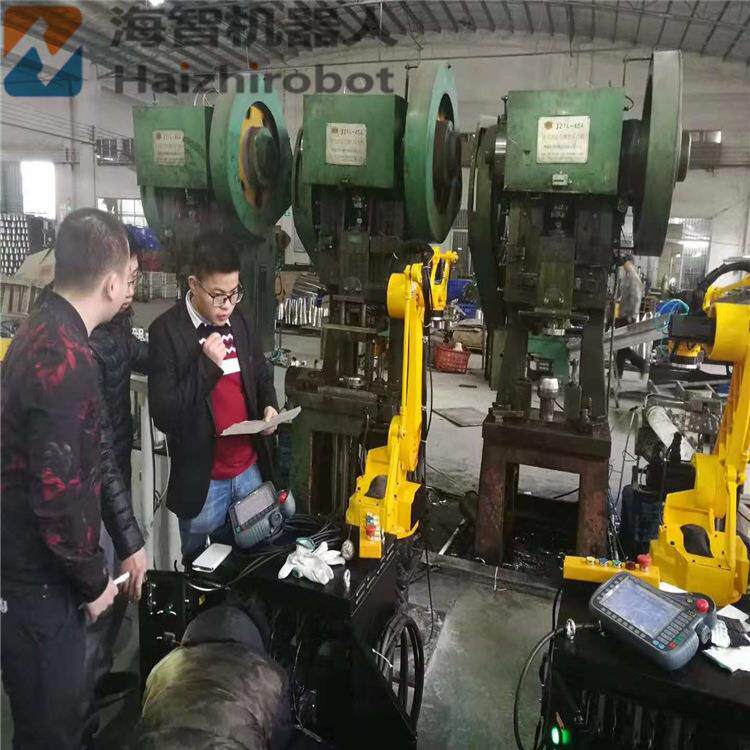 广东数控冲床机械手 老式冲床冲压机械手 东莞海智油压机机器手臂