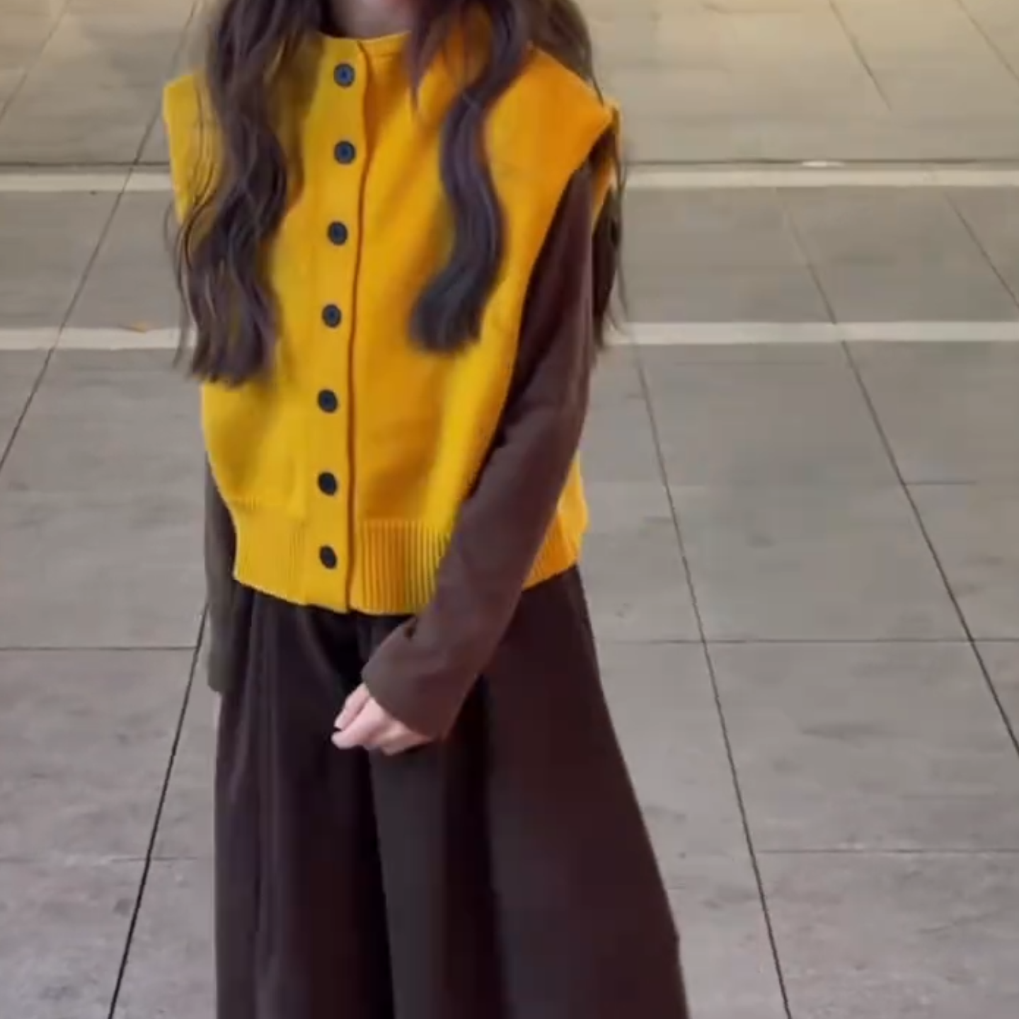 女童冬装套装2025新款韩版双面绒打底衫毛衣马甲加绒阔腿裤三件套