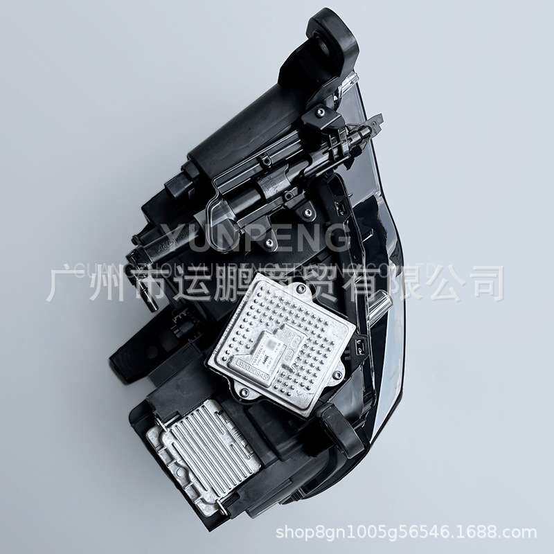 适用于吉普16-22款大切诺基左前黑底大灯总成 68266651AJ