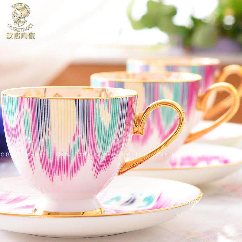 跨境欧式现代清新情侣陶瓷西餐盘子骨瓷牛排摆件餐具装饰杯碟套装