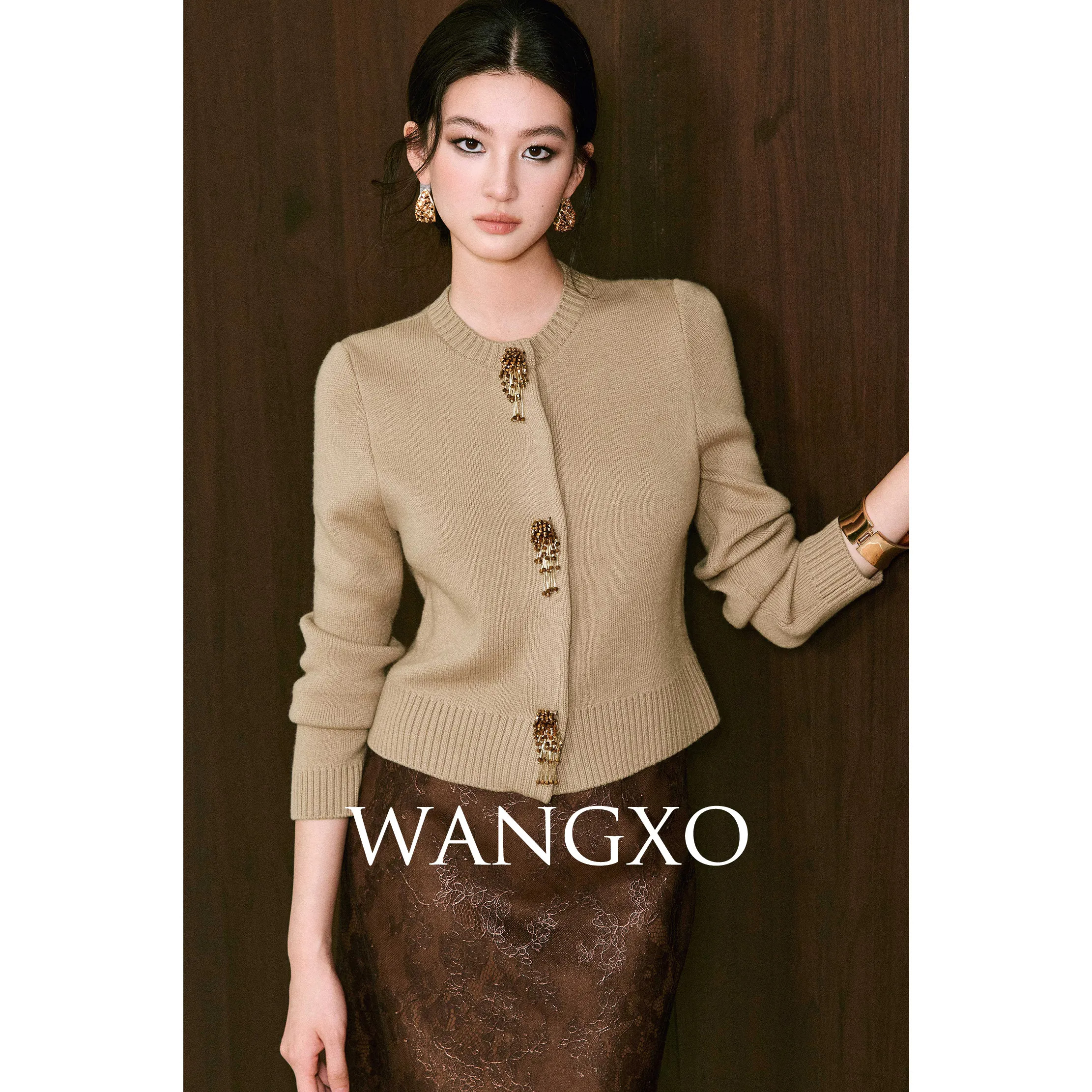 WANGXO圆领高密针织修身针织开衫