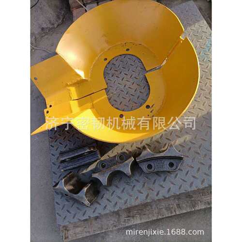 推土机全车配件SD22/SD23/TY220驱动轮罩154-30-11393A