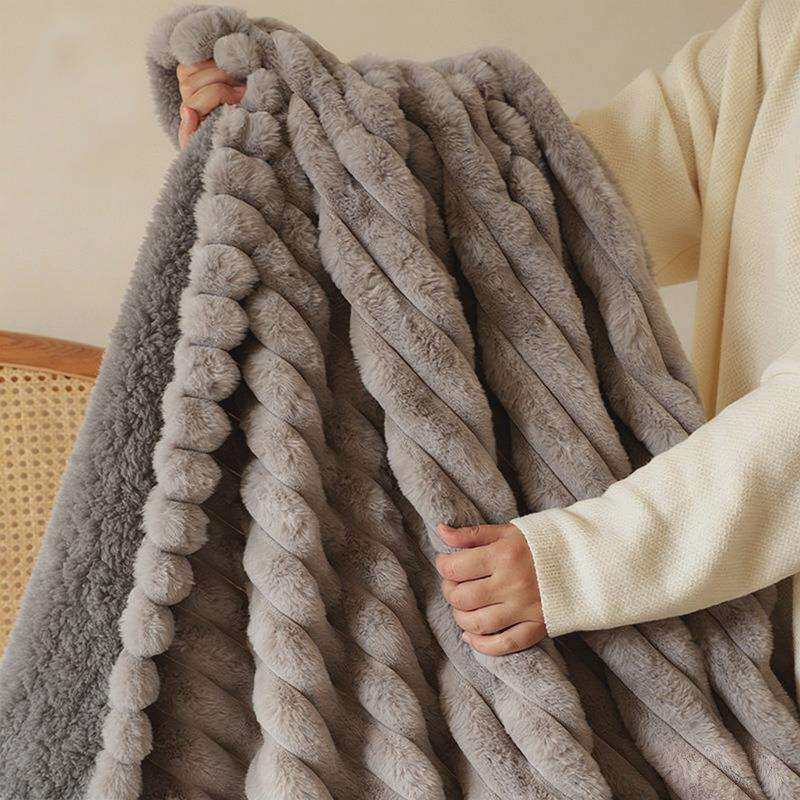 超柔软盖毯抽条毛毯春秋沙发单人冬被毯子加厚家居被子被芯云貂绒
