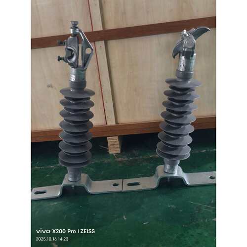 厂家直销高压棒型绝缘子FZSW-11KV-33kV10KN绝缘橡胶支柱水平绝缘