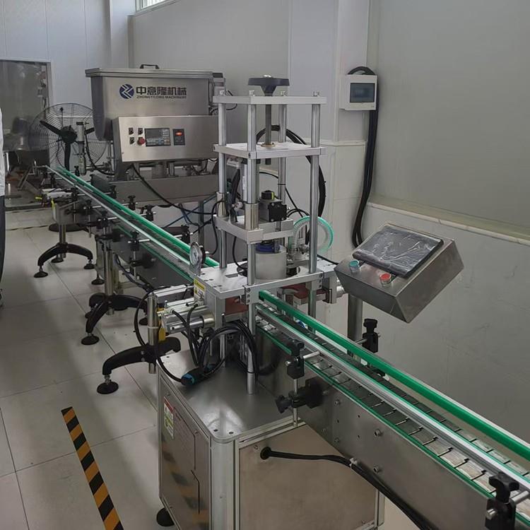 厂家直销 玻璃瓶辣椒油灌装机 防滴漏设计 粘稠调味品加工生产线