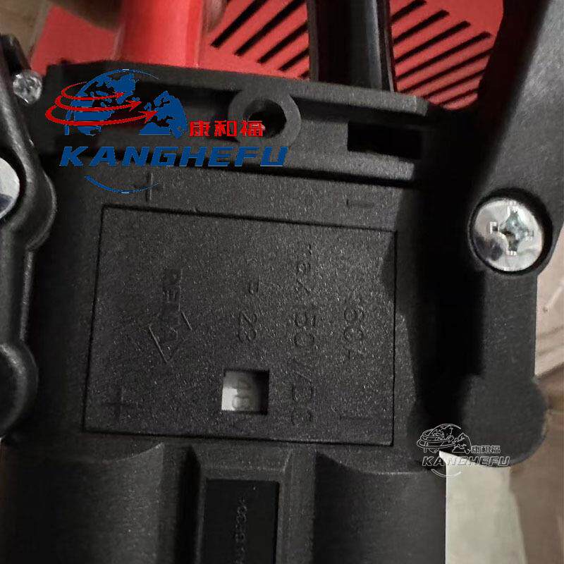 林德叉车配件48V100AP德龙充电机电瓶叉车充电器160A150V插头接头