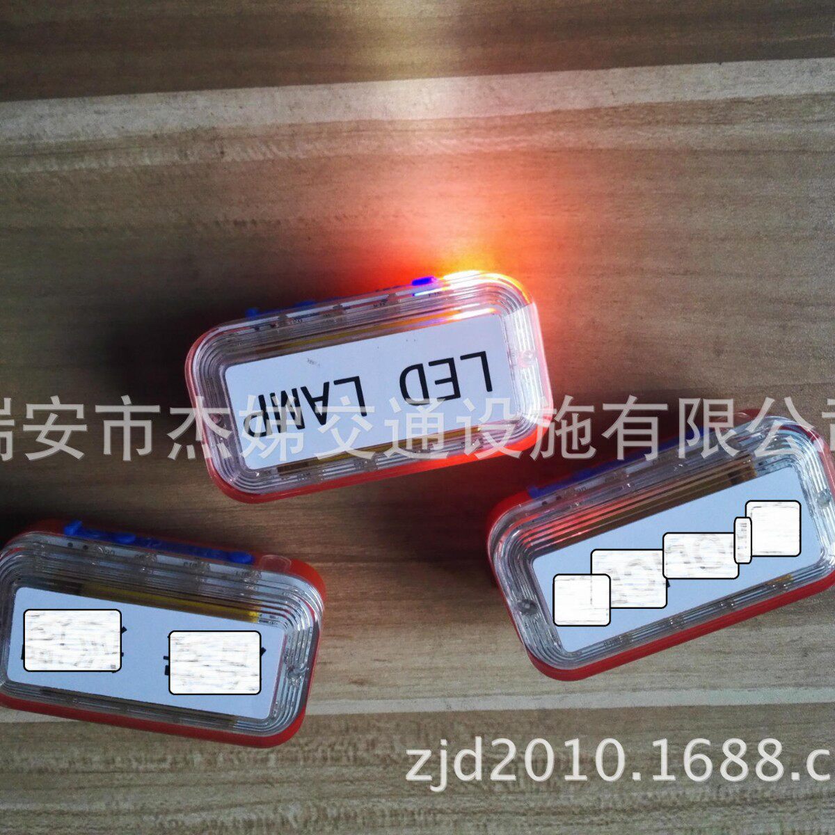 充电肩灯 LED警示灯 红蓝频闪厂家批发闪烁闪光