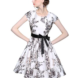 奈昕让您穿着漂亮个性化私人订制 130626 新款时尚气质碎花圆领短