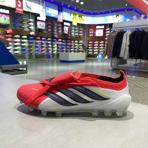 Adidas轻便PREDATOR男低帮AG短钉人草比赛训练运动足球鞋 JR7841