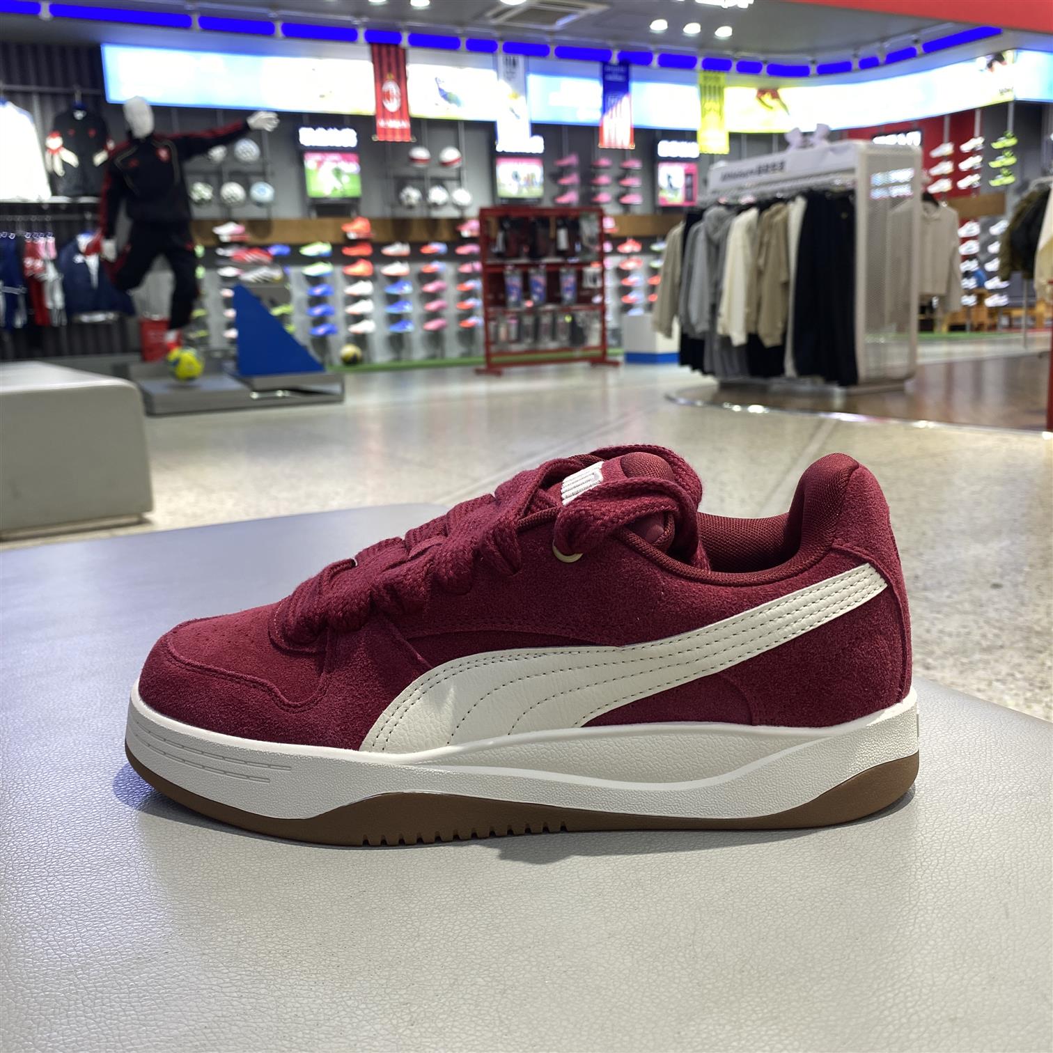 彪马翻毛牛皮低帮女2025新款防滑耐磨轻便透气运动休闲板鞋402510