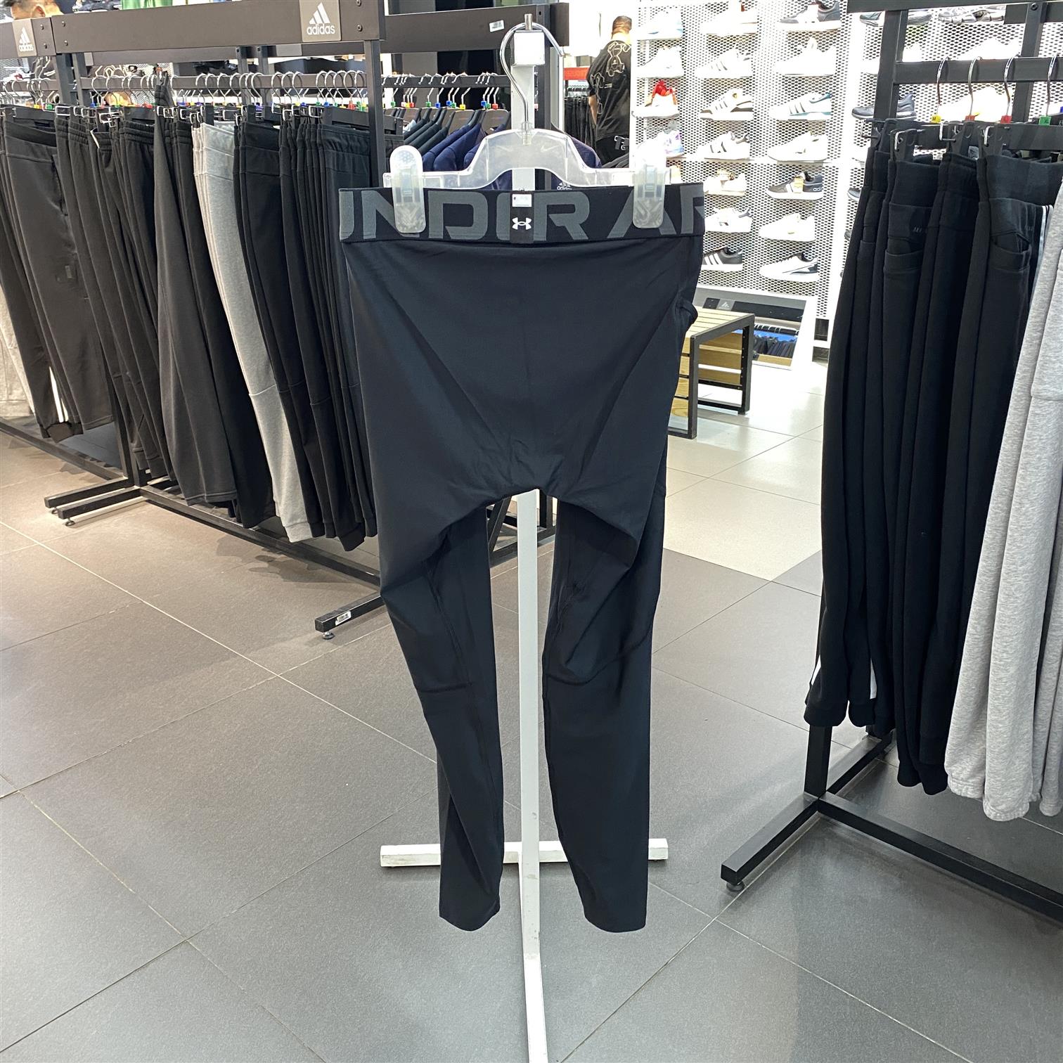 安德玛男士运动训练高弹健身裤冬训保暖排汗舒适紧身长裤 1361586