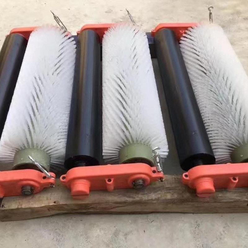 供应电动旋转毛刷清扫器电动滚刷清扫器电动清扫器