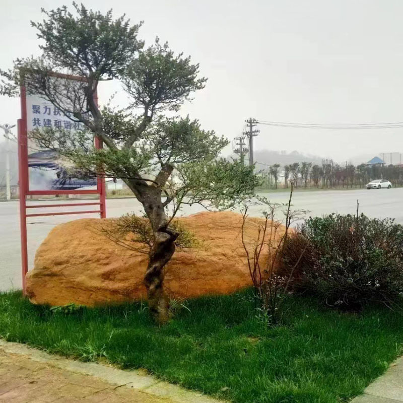 产地批发黄蜡石刻字石大型景观石园林造景假山石驳岸工程吨位石