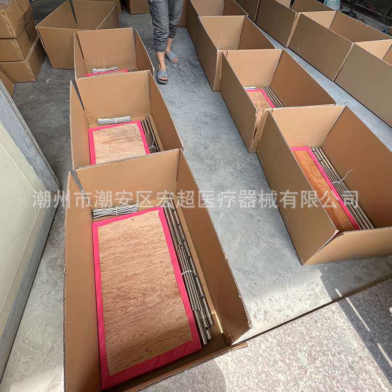 不锈钢新生婴儿推车 带加高护栏带脚轮配置婴儿护理车产科婴儿床