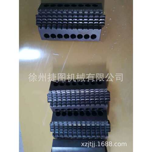 ZDY6500LP型煤矿用履带式全液压坑道钻机-卡盘卡瓦厂家销售