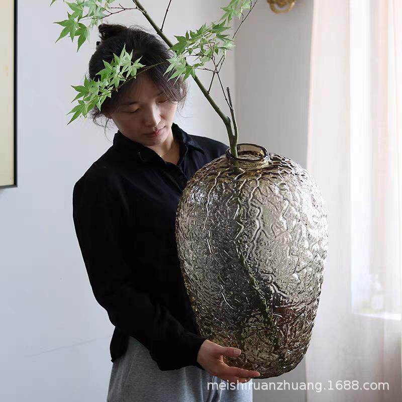 大肚玻璃花瓶渐变客厅插花落地花器 摆件浮雕锤纹欧式美式