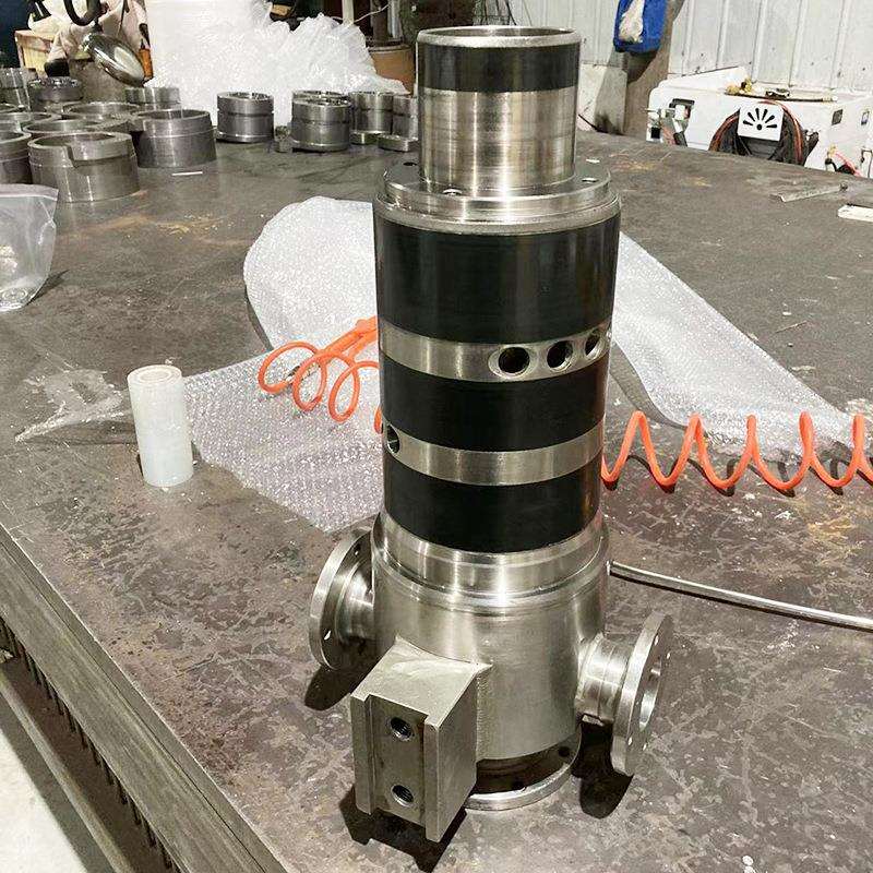 厂家供应吹瓶模具配件机械五金cnc加工 食品行业涂层维修吹瓶机