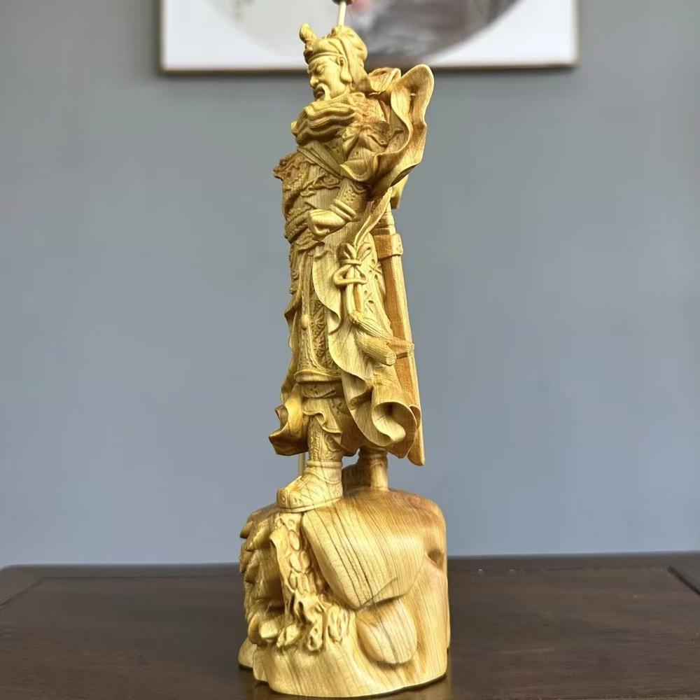 崖柏木雕关公木雕摆件实木人物雕刻御龙关二爷家居木质桌面装饰品