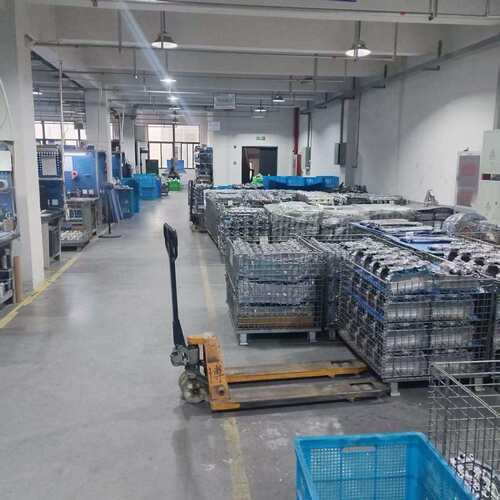 03H115403J 03H115403AA机油冷却器散热器油冷器发动机变速箱
