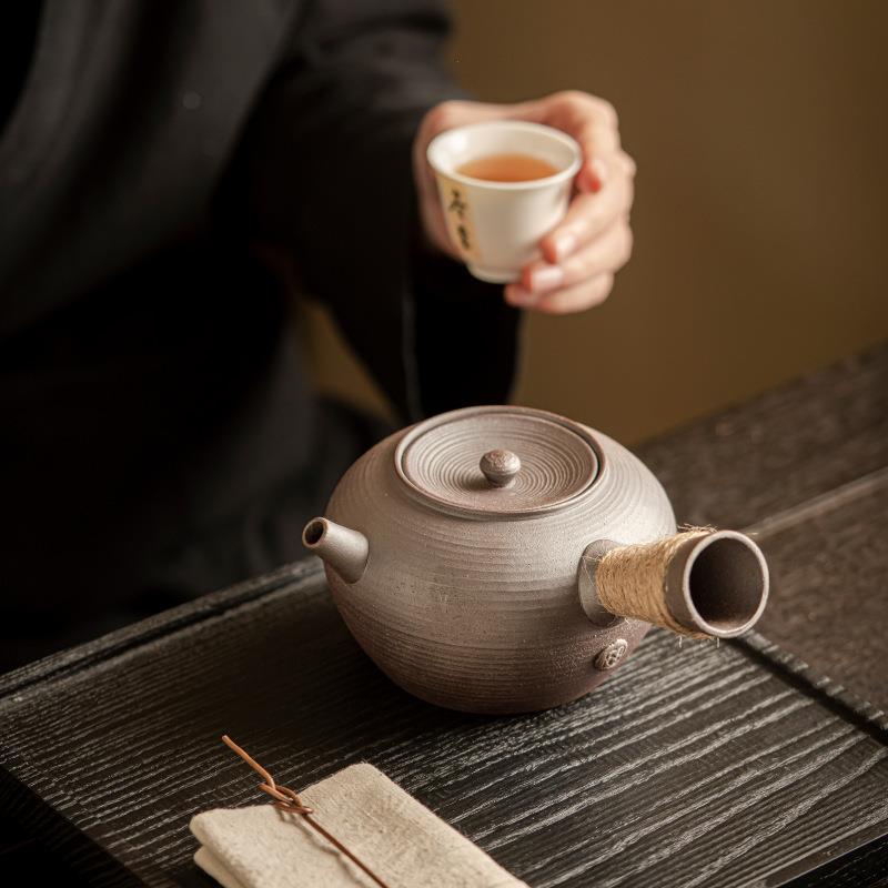 粗陶侧把壶老岩泥茶壶带过滤复古陶壶围炉煮茶壶家用陶瓷泡茶壶