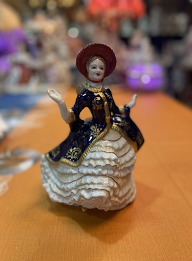 陶瓷摆件 桌面美器 古蓝釉欢乐贵妇 高23厘米 中古瓷器