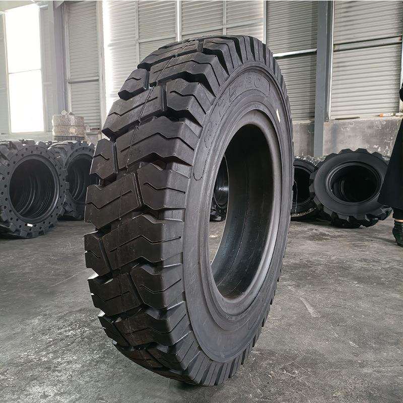 装载机实心胎825-20铲运机装载机轮胎825-20厂家直供工程机械轮胎