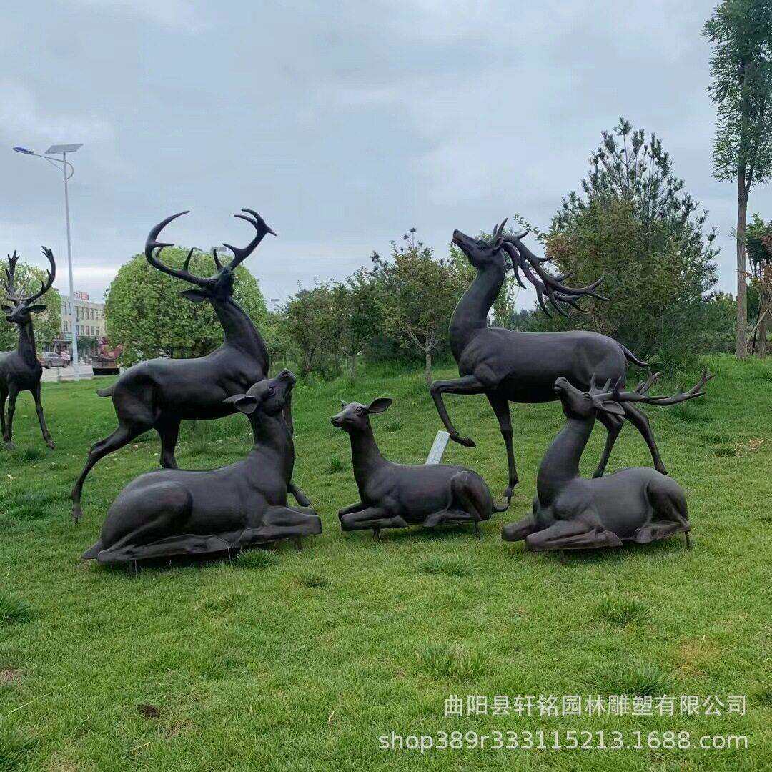 户外铸铜鹿雕塑纯铜麋鹿梅花鹿公园草坪绿地装饰园林景观铸铜动物