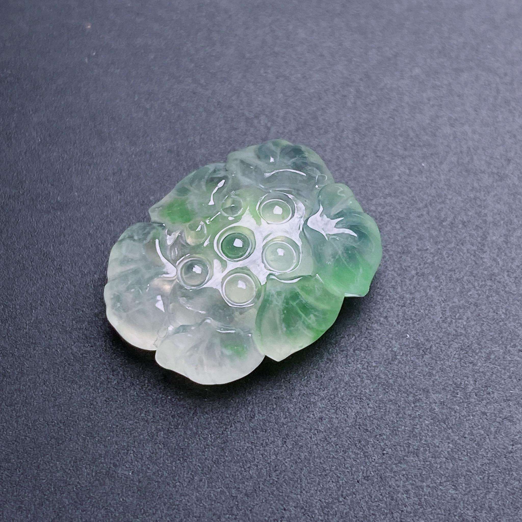 缅甸天然翡翠a货冰飘花莲花裸石,fxjz,尺寸:13.2-16.1-5.3mm