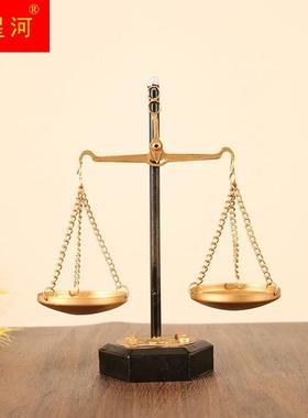 欧式复艺怀关旧老式手工橱铁古天平工艺秤玄窗装饰意品12402创桌