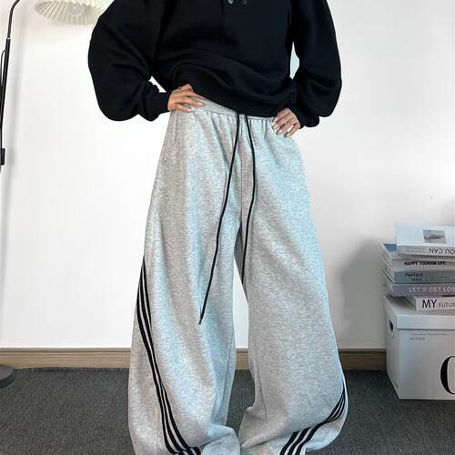 TFMC美式覆古三条杠弯刀裤情侣运动裤辣妹爵士舞宽松阔腿休闲卫裤