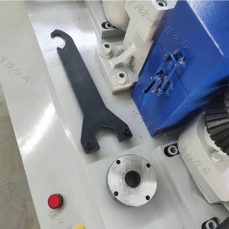 供应木工小型圆棒机 自动送料农用锄把材料加工机 铁锹锹把机