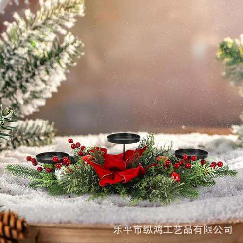 2025跨境新款圣诞三足烛台家居桌面烛台藤条花环装饰聚会配套摆件