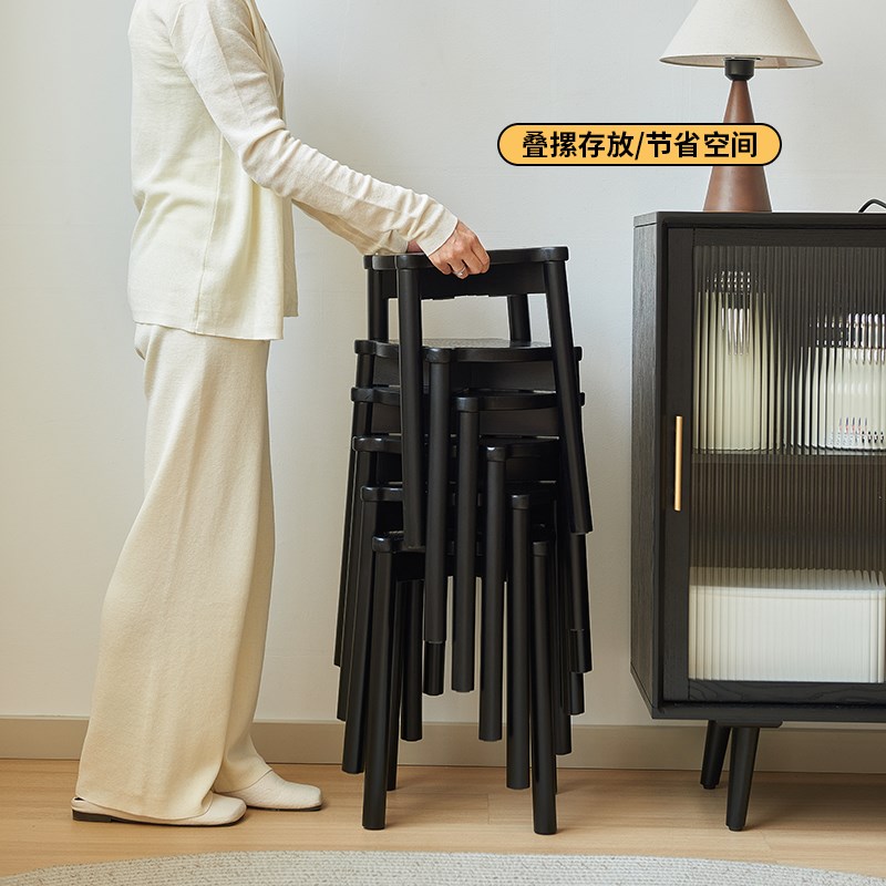 北欧餐凳可叠放小凳子家用木板凳黑色实木矮凳妆凳客厅创意餐桌凳