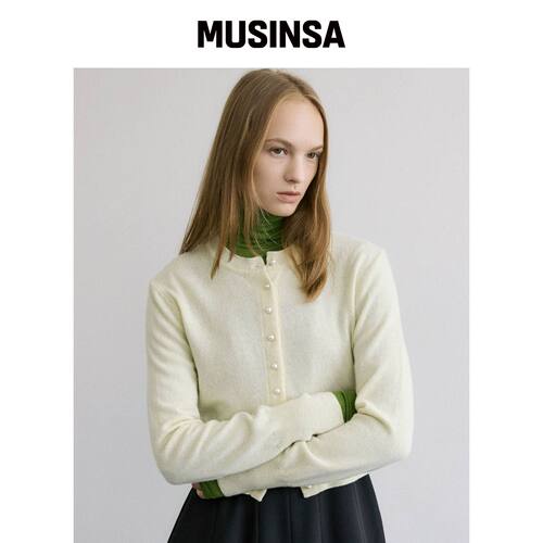 MAIS PEARLY BUTTON 羊毛开衫 / 黄油色 MUSINSA韩国官网直邮进口
