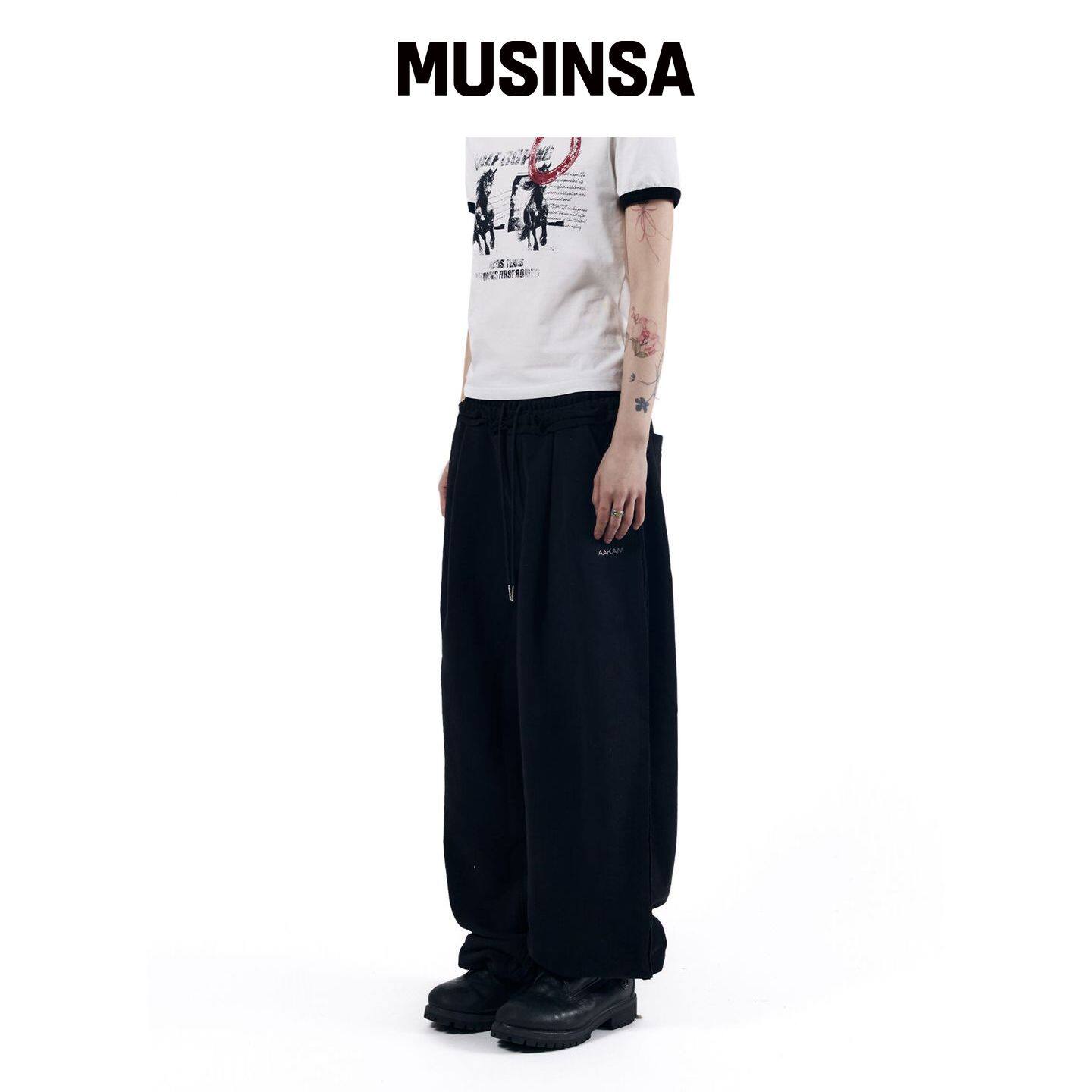 AAKAM 侧边破洞卫裤(黑色) MUSINSA韩国官网直邮进口