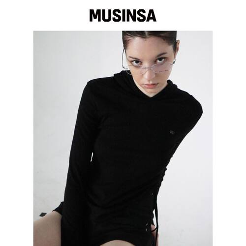 CHICKS 侧边点缀连帽长袖黑色 MUSINSA韩国直邮官方正品