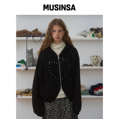 FUNFROMFUN 荷叶边心形连帽卫衣，黑色 MUSINSA韩国直邮官方正品