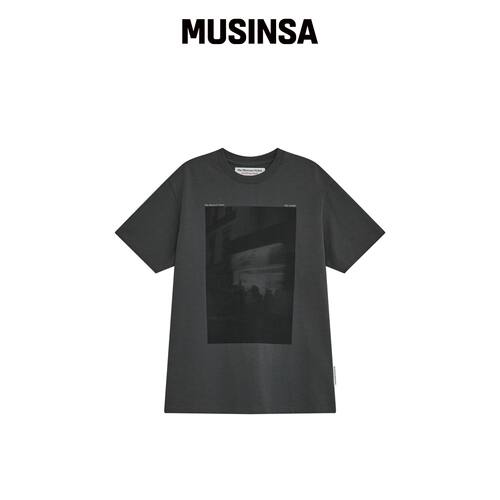 THEMUSEUMVISITOR GALLERY ARTWORK T-SHIRT（炭韩国官网直邮进口
