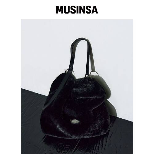 HELENE PARIS 费布尔毛绒大肩包 [黑色] MUSINSA韩国直邮官方正品
