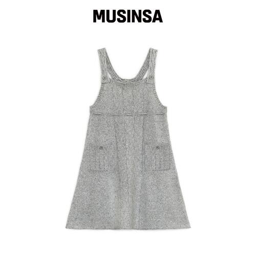 HUG YOUR SKIN 灰色带扣针织连衣裙 MUSINSA韩国直邮官方正品