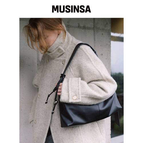 OVHEE 胶带肩包 Tave Shoulder Bag_黑色韩国官网直邮进口MUSINSA