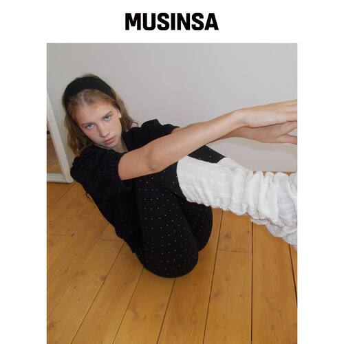 FUNFROMFUN 黑色打底裤搭配腿套 MUSINSA韩国官网直邮进口