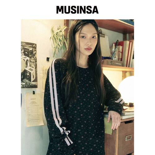 KOOKEESEE 华夫拖鞋袖T恤_花卉_黑色 MUSINSA韩国官网直邮进口