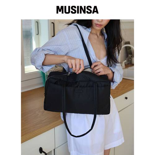 MUCU AND EBONY Cozy 方形包 _ 黑色 MUSINSA韩国官网直邮进口