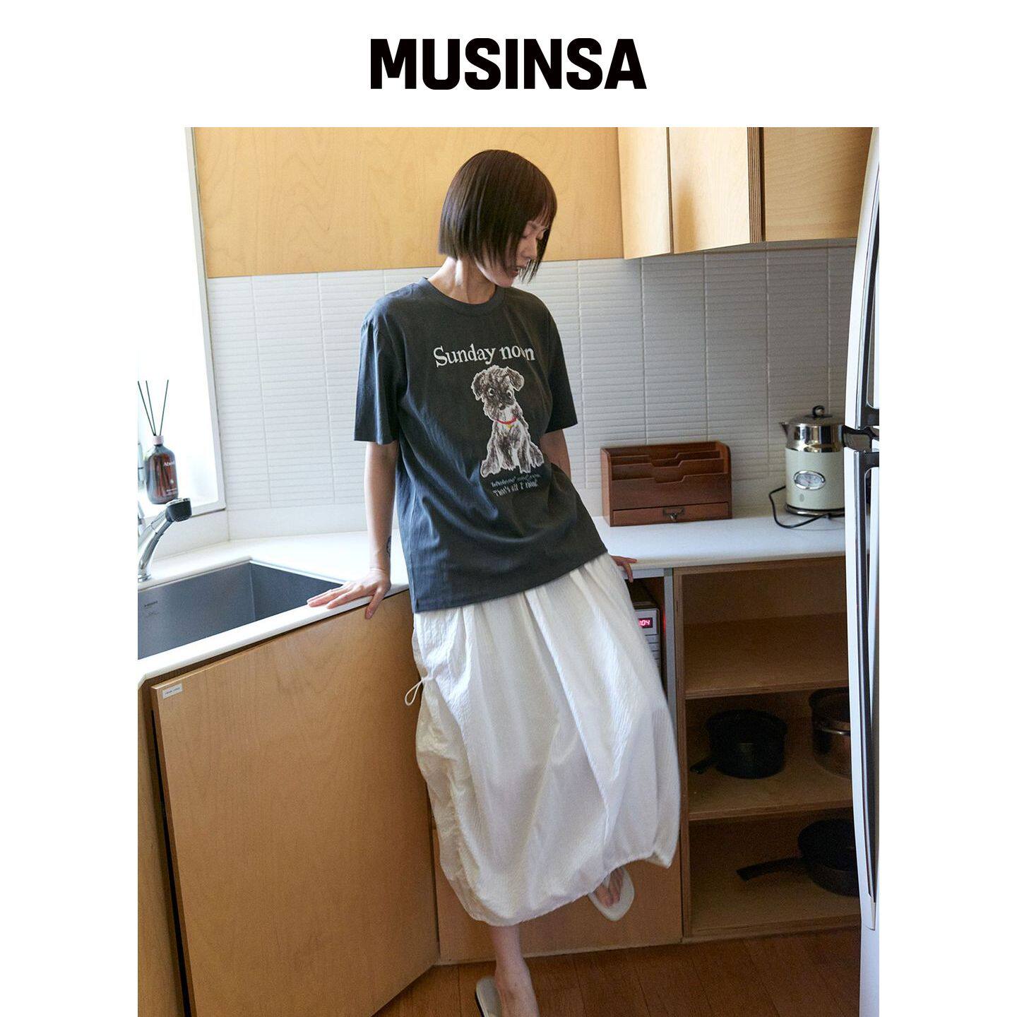 STEP AROUND 泡泡纱蓬蓬工装裙_白色 MUSINSA韩国官网直邮进口