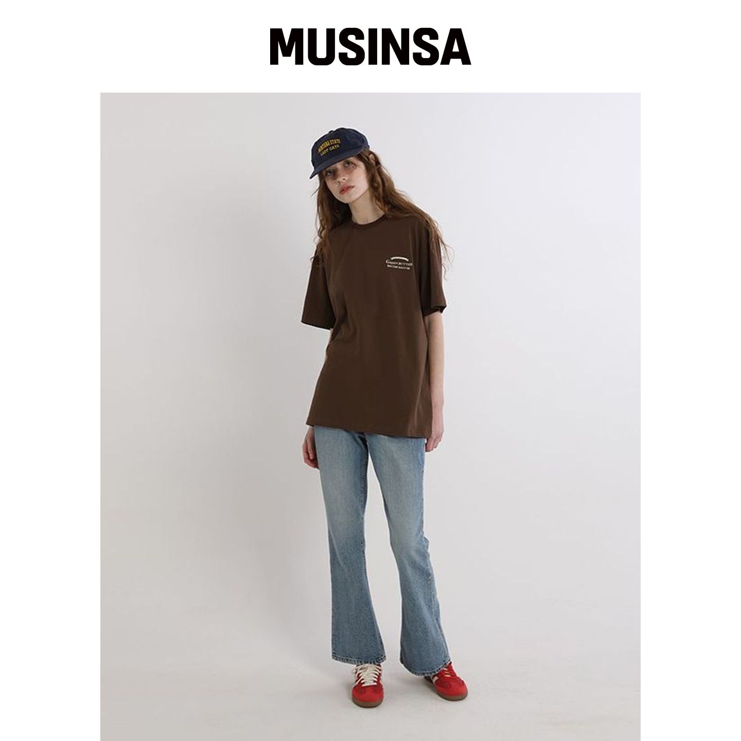 GREENBUTTER 刺绣logo T恤（棕色） MUSINSA韩国直邮官方正品 - 实物图