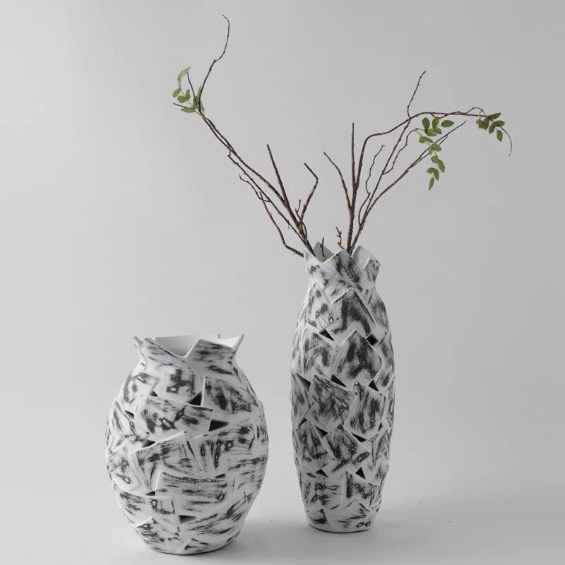 现代镂空陶瓷花瓶工艺品客厅样板间玄关手绘插花器餐桌装饰品白瓷