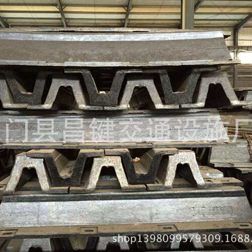 DA300*2000L护舷 DA型橡胶防撞护舷 拱型靠泊橡胶码头船用防撞条
